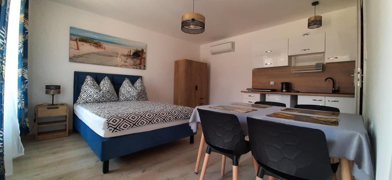 Zacisze Apartamenty,pokoje * Vitte
