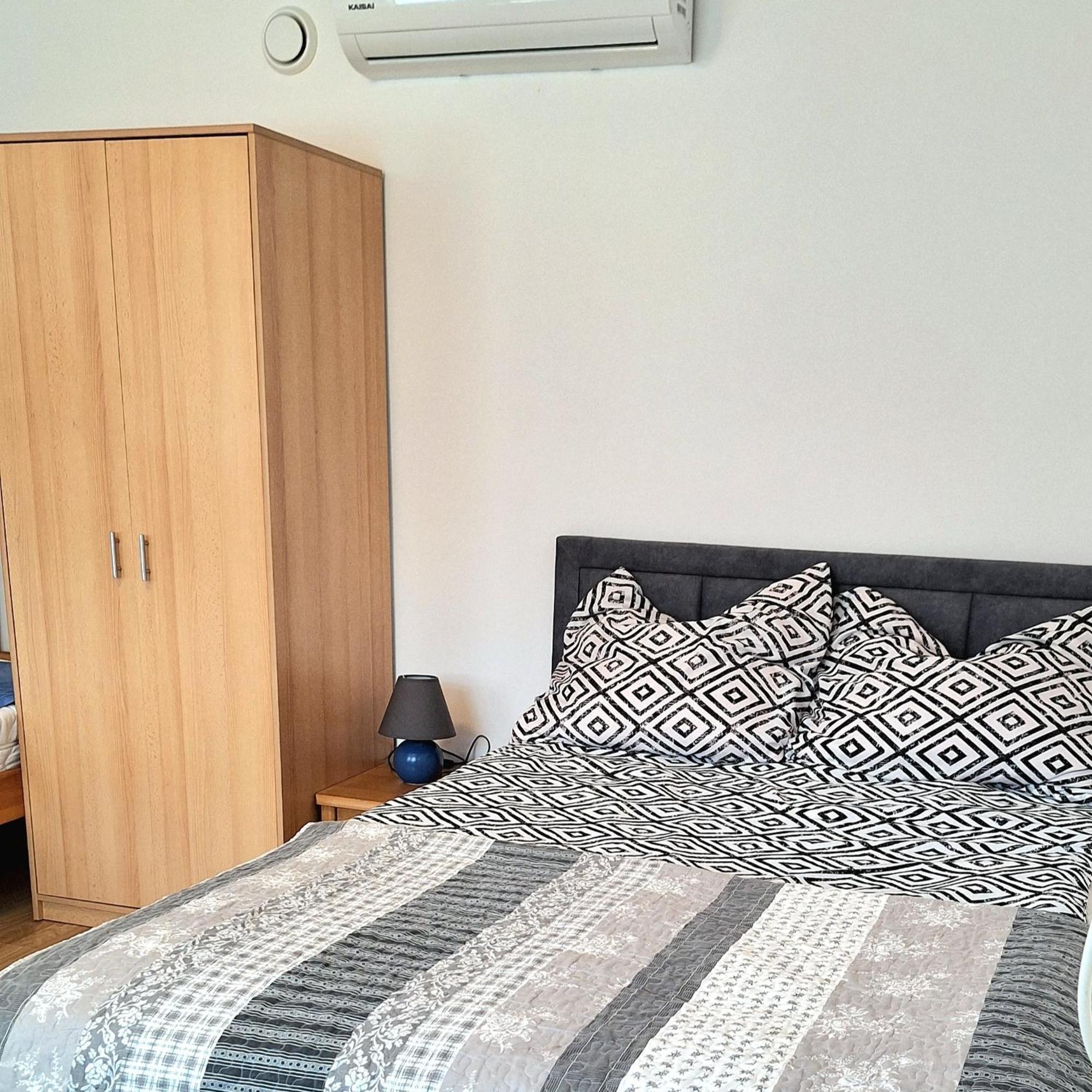 Zacisze Apartamenty,pokoje Vitte