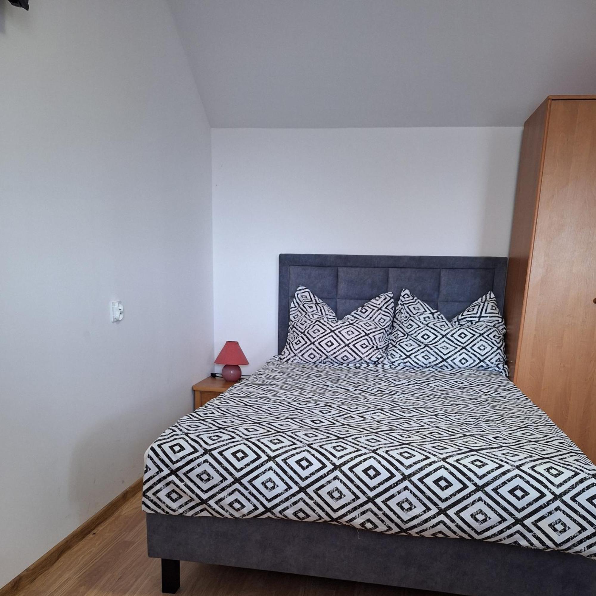 Zacisze Apartamenty,pokoje * Vitte