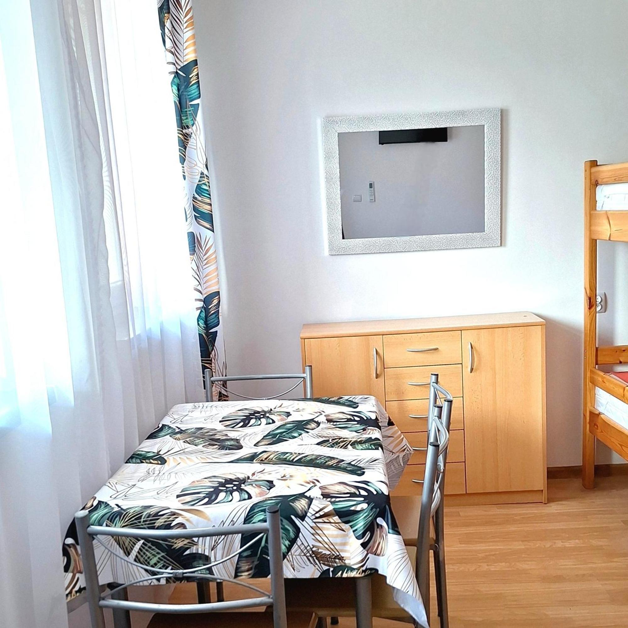 Zacisze Apartamenty,pokoje Vitte